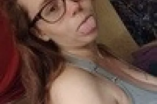 Your Favorite Late-Night Tempt... - Image 3